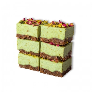 Wellness by Tess -  Lime & Pistachio Chilled Cake Slices 55g